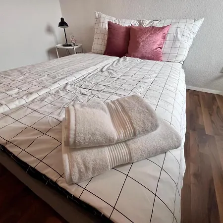 Schoenes Zimmer In Gepflegter Wohnung - 1 Paderborn Esterno foto