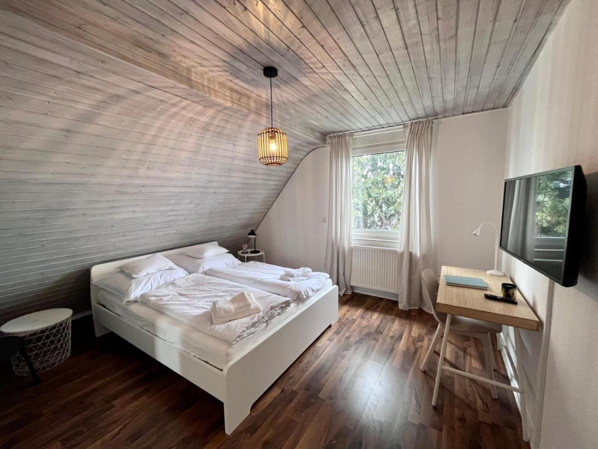 Homestay Schoenes In Gepflegter - 1 *